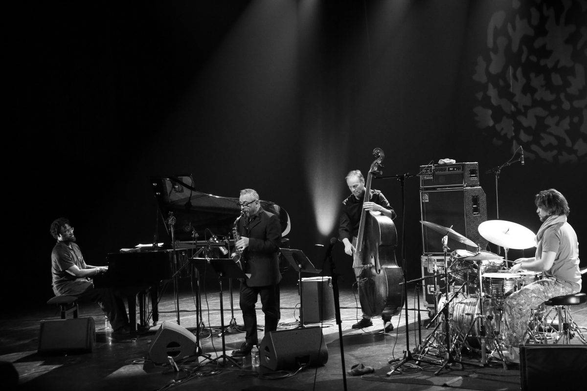 Oscar Teruel Trio, Sébastien Farge, Pierrick Pedron, Faada Freddy